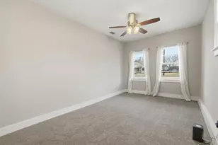 702 N Church St, Decatur, TX 76234 - Photo 15