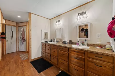 2204 Daniels Drive, Joshua, TX 76058 - Photo 11