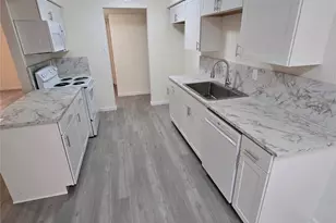 1402 Frio Ln, Garland, TX 75040 - Photo 5