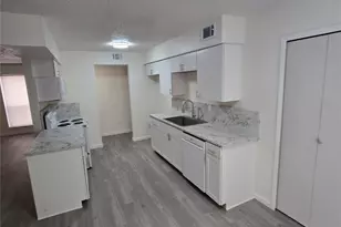 1402 Frio Ln, Garland, TX 75040 - Photo 3