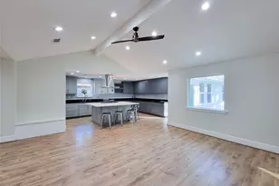 10335 Emnora Ln, Houston, TX 77043 - Photo 13