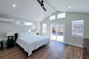 10335 Emnora Ln, Houston, TX 77043 - Photo 17