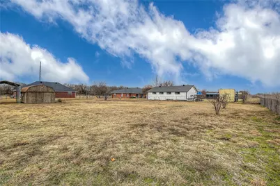 5113 Creek Crossing Drive, Greenville, TX 75402 - Photo 29