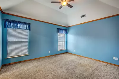 5113 Creek Crossing Drive, Greenville, TX 75402 - Photo 17