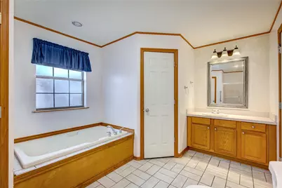 5113 Creek Crossing Drive, Greenville, TX 75402 - Photo 19