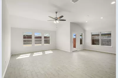 1905 Seminole Drive, Cleburne, TX 76033 - Photo 13