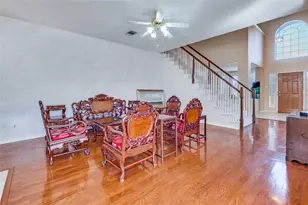 2079 Sunset Ln, Lewisville, TX 75067 - Photo 5