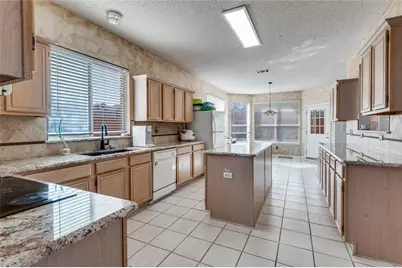 2079 Sunset Lane, Lewisville, TX 75067 - Photo 15