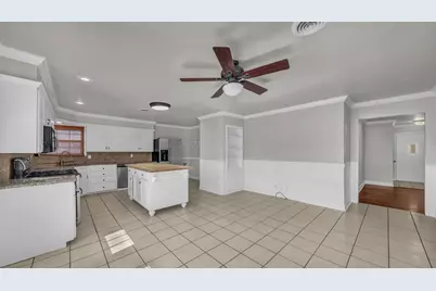 3213 Leith Avenue, Fort Worth, TX 76133 - Photo 11