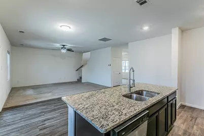 201 Sabine River Road, Glenn Heights, TX 75154 - Photo 9