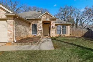 2211 Knob Hill Dr, Corinth, TX 76210 - Photo 3