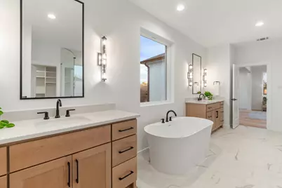 420 Hambrick Road, Dallas, TX 75218 - Photo 33