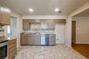 201 Westridge Dr, Springtown, TX 76082 - Photo 11