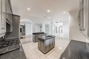 8925 Hunters Glen Trail, Fort Worth, TX 76120 - Photo 25