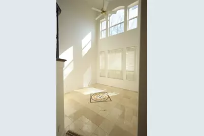 8925 Hunters Glen Trail, Fort Worth, TX 76120 - Photo 5