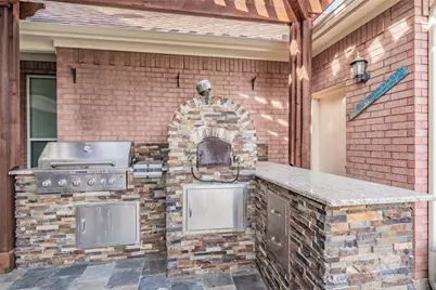 8925 Hunters Glen Trail, Fort Worth, TX 76120 - Photo 11