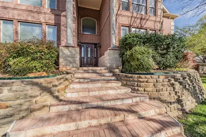8925 Hunters Glen Trail, Fort Worth, TX 76120 - Photo 5