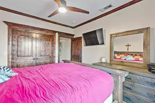 1006 Manning St, Grand Prairie, TX 75051 - Photo 13