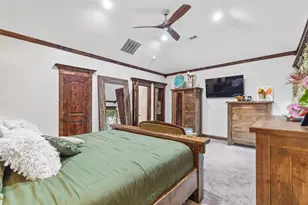 1006 Manning St, Grand Prairie, TX 75051 - Photo 3