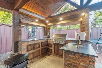 1006 Manning Street, Grand Prairie, TX 75051 - Photo 31