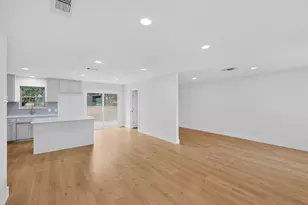 420 Hillcrest St, Mansfield, TX 76063 - Photo 9