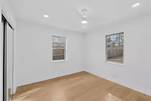 420 Hillcrest St, Mansfield, TX 76063 - Photo 13