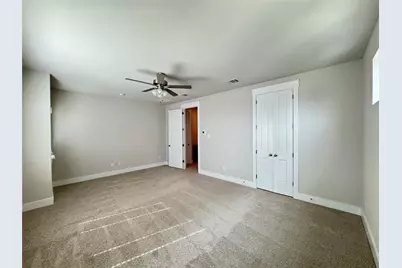 805 Meadowcrest Drive, Plano, TX 75075 - Photo 9