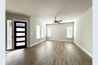 805 Meadowcrest Drive, Plano, TX 75075 - Photo 3