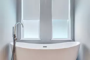 10011 Glen Canyon Dr, Dallas, TX 75243 - Photo 19