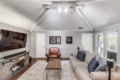 10011 Glen Canyon Drive, Dallas, TX 75243 - Photo 11