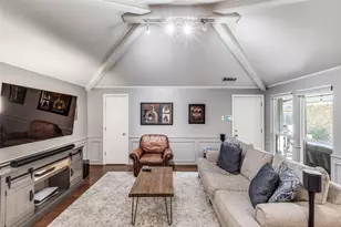 10011 Glen Canyon Dr, Dallas, TX 75243 - Photo 11