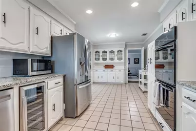 10011 Glen Canyon Drive, Dallas, TX 75243 - Photo 15