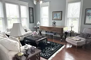 201 E Hayes Ave, Whitney, TX 76692 - Photo 9