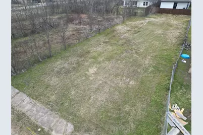 1307 E 12th Avenue, Corsicana, TX 75110 - Photo 1