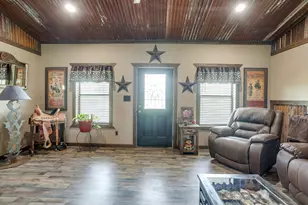 6550 Harkins Ct, Tolar, TX 76476 - Photo 5