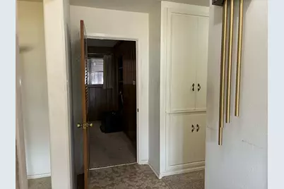 2421 Shalon Avenue, Fort Worth, TX 76112 - Photo 9