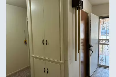 2421 Shalon Avenue, Fort Worth, TX 76112 - Photo 9