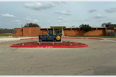 2421 Shalon Avenue, Fort Worth, TX 76112 - Photo 37