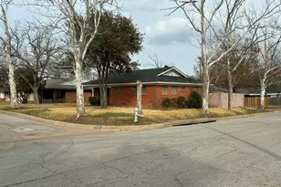 2421 Shalon Ave, Fort Worth, TX 76112 - Photo 3