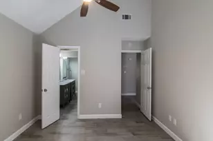 3142 Royal Gable Dr, Dallas, TX 75229 - Photo 11