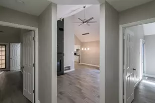 3142 Royal Gable Dr, Dallas, TX 75229 - Photo 15