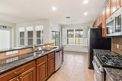 942 Carrington Greens Drive, Frisco, TX 75036 - Photo 15