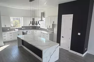 1820 Pollard St, Dallas, TX 75208 - Photo 11