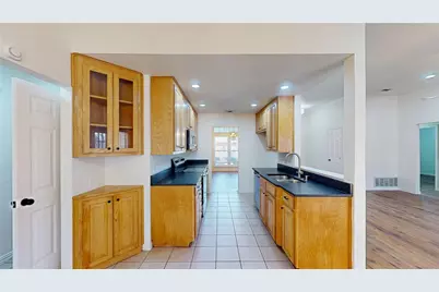 3008 Karen Way, Granbury, TX 76049 - Photo 13