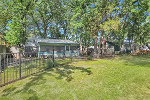 6505 Oakwood Lake Ct, Granbury, TX 76049 - Photo 7