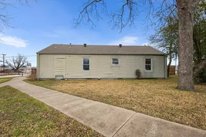 304 N Main Highway, Lindale, TX 75771 - Photo 27