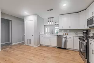 5307 Kelly Elliott, Arlington, TX 76017 - Photo 13