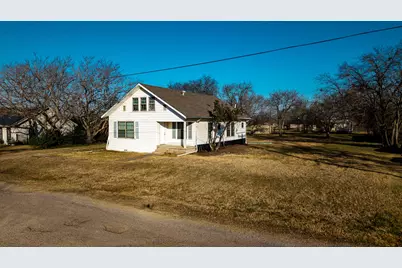 108 W Stroud Street, Frost, TX 76641 - Photo 37