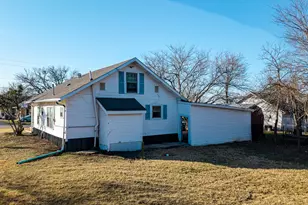 108 W Stroud St, Frost, TX 76641 - Photo 15