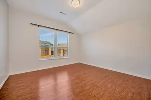 13913 Gallant Fox Ct, Fort Worth, TX 76262 - Photo 17